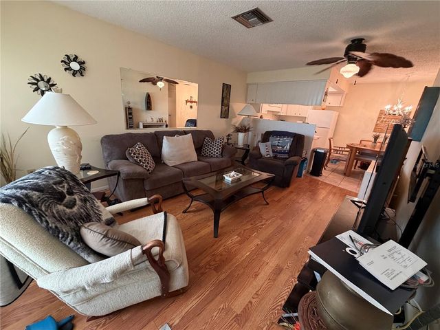 4345 TAHITIAN GARDENS CIRCLE C, Holiday, FL 34691