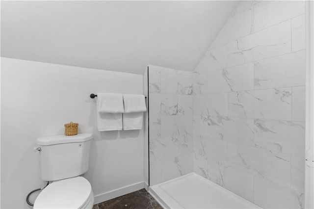 3905 N Spruce Avenue, Kansas City, MO 64117