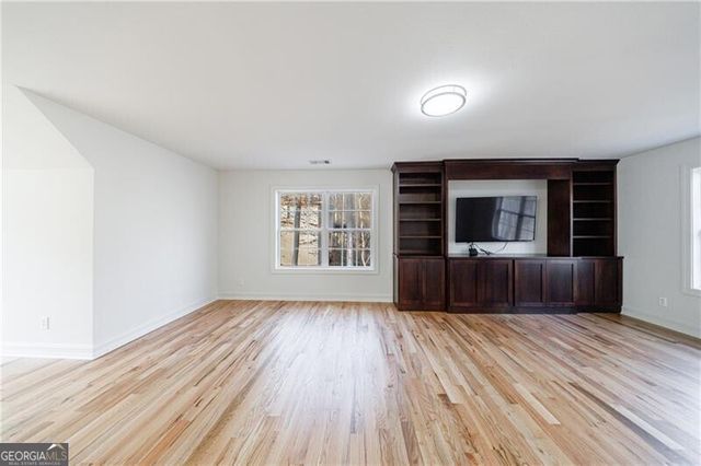 4049 Ashford Way, Gainesville, GA 30507