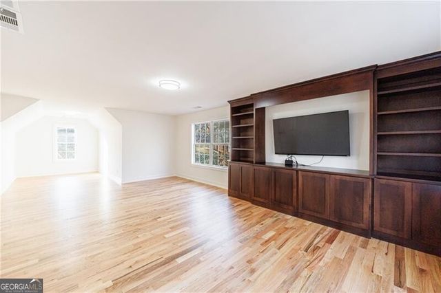 4049 Ashford Way, Gainesville, GA 30507