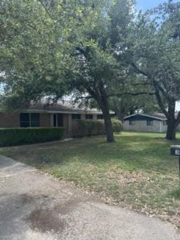 303 S 6th ST, Pflugerville, TX 78660