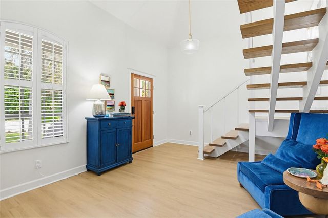915 MAPLE STREET, New Smyrna Beach, FL 32169