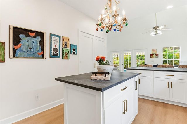 915 MAPLE STREET, New Smyrna Beach, FL 32169