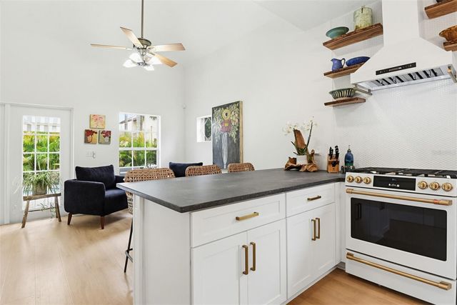 915 MAPLE STREET, New Smyrna Beach, FL 32169