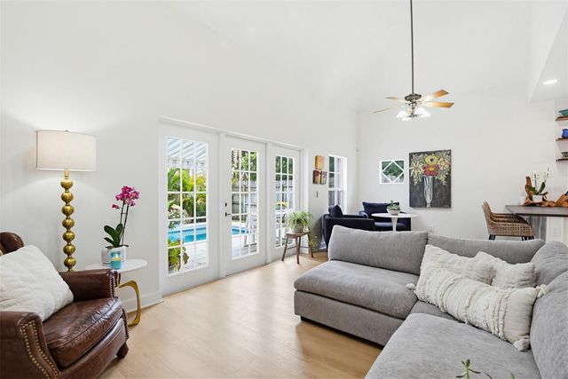 915 MAPLE STREET, New Smyrna Beach, FL 32169