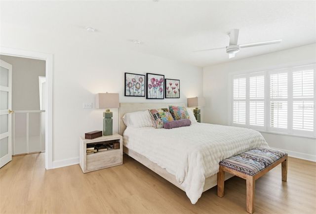 915 MAPLE STREET, New Smyrna Beach, FL 32169