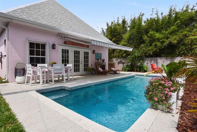 915 MAPLE STREET, New Smyrna Beach, FL 32169