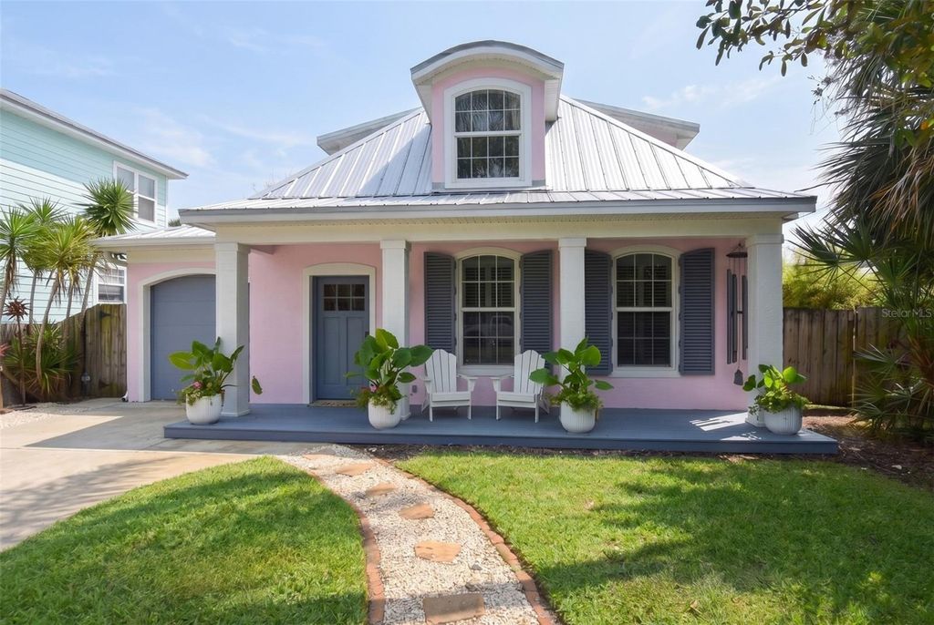 915 MAPLE STREET, New Smyrna Beach, FL 32169