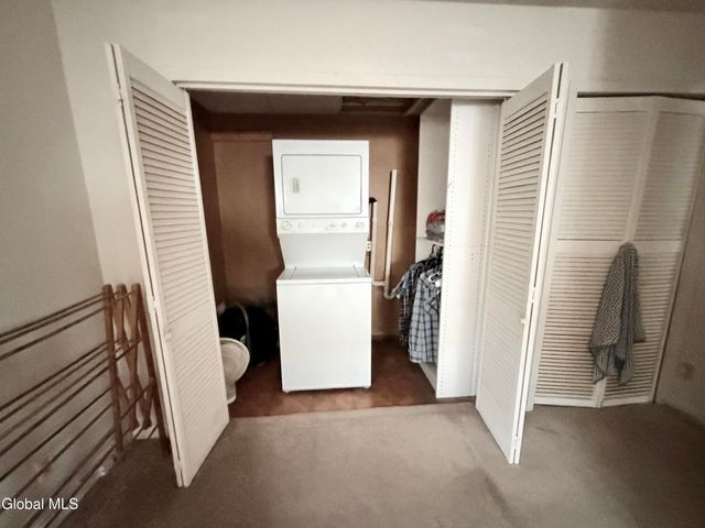 15 Jonathan Lane, Amsterdam, NY 12010