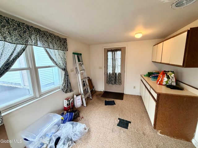 15 Jonathan Lane, Amsterdam, NY 12010