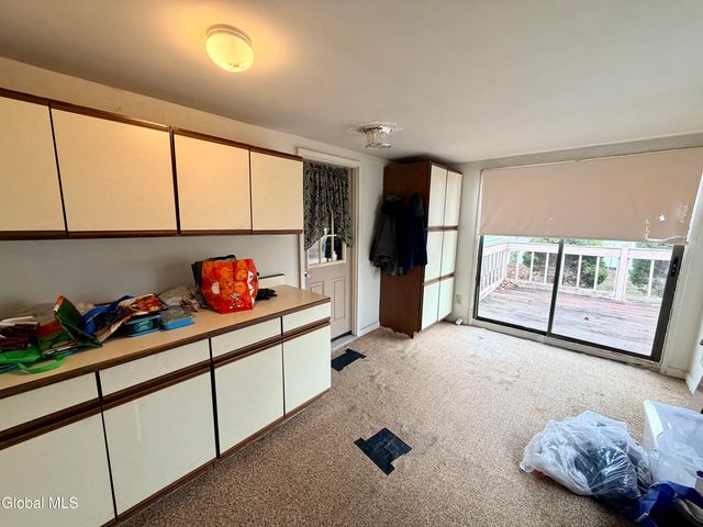 15 Jonathan Lane, Amsterdam, NY 12010