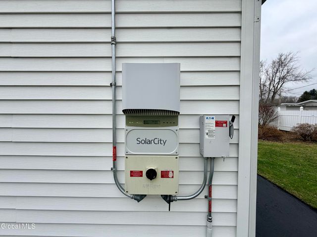 15 Jonathan Lane, Amsterdam, NY 12010