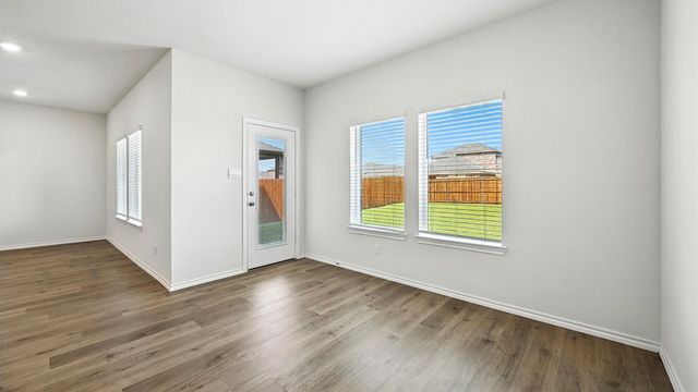 2215 = Bosque Trail, Crandall, TX 75114