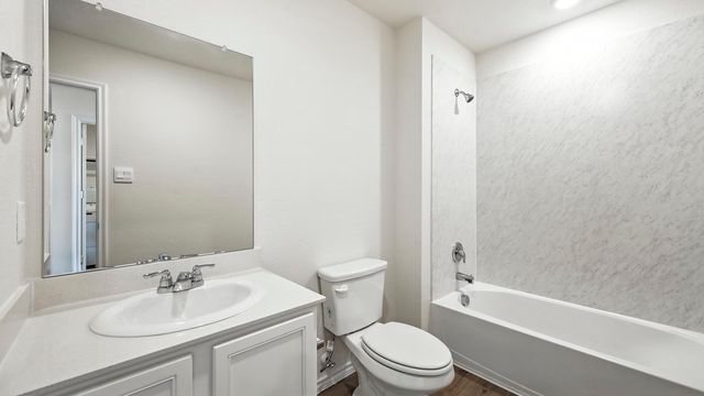 2215 = Bosque Trail, Crandall, TX 75114