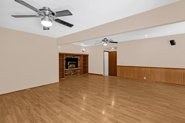 8362 81st Street Lane S, Cottage Grove, MN 55016