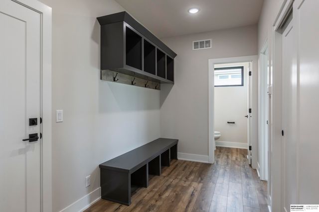 11511 Cooper Street, Papillion, NE 68046