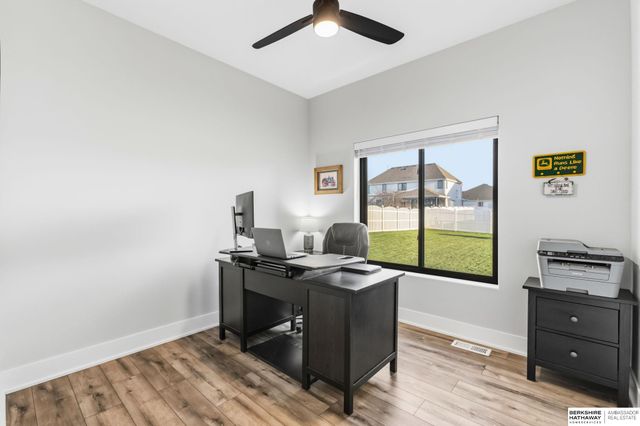 11511 Cooper Street, Papillion, NE 68046