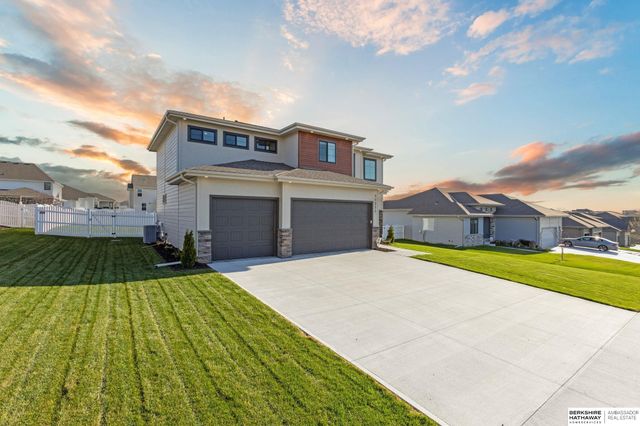 11511 Cooper Street, Papillion, NE 68046
