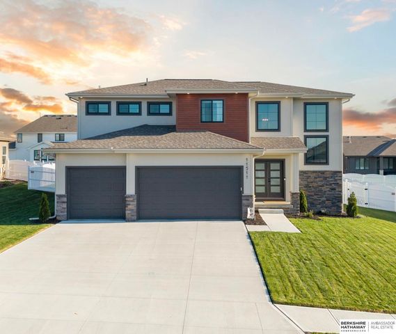 11511 Cooper Street, Papillion, NE 68046