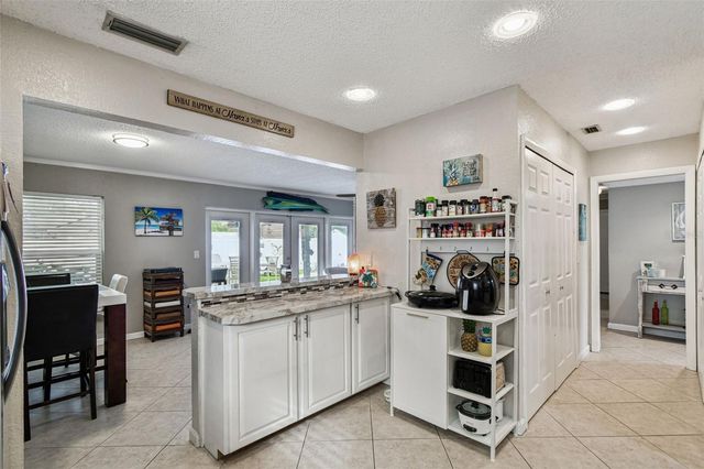 10038 82ND LANE, Seminole, FL 33777