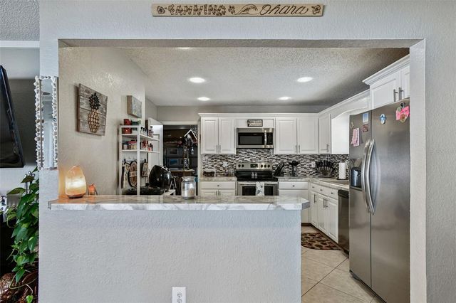 10038 82ND LANE, Seminole, FL 33777