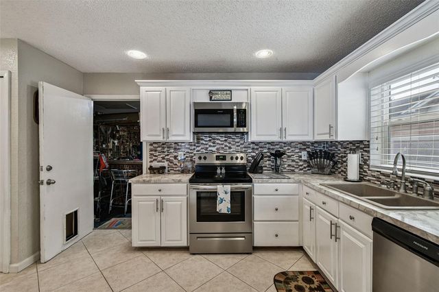 10038 82ND LANE, Seminole, FL 33777