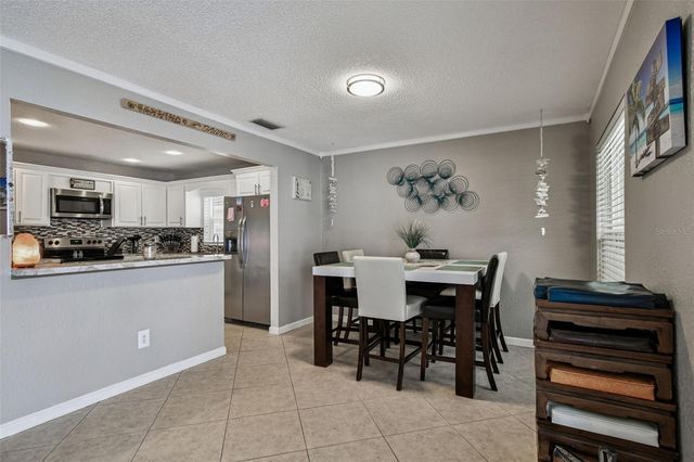 10038 82ND LANE, Seminole, FL 33777