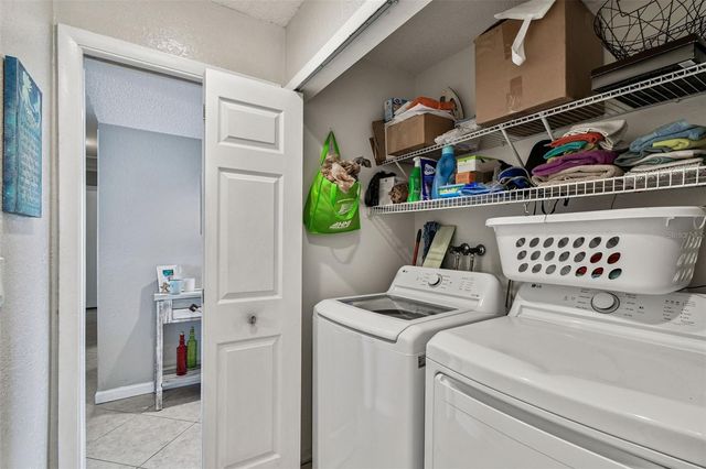 10038 82ND LANE, Seminole, FL 33777