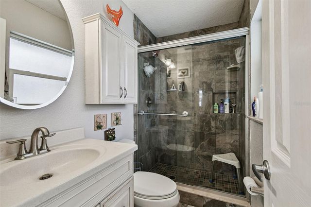 10038 82ND LANE, Seminole, FL 33777