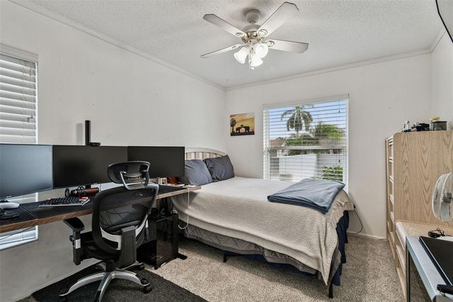 10038 82ND LANE, Seminole, FL 33777