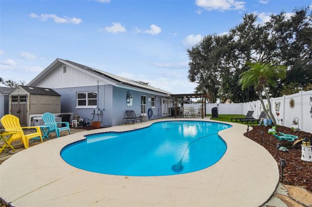 10038 82ND LANE, Seminole, FL 33777