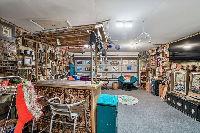 10038 82ND LANE, Seminole, FL 33777