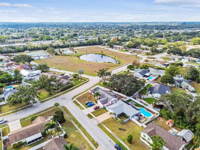 10038 82ND LANE, Seminole, FL 33777