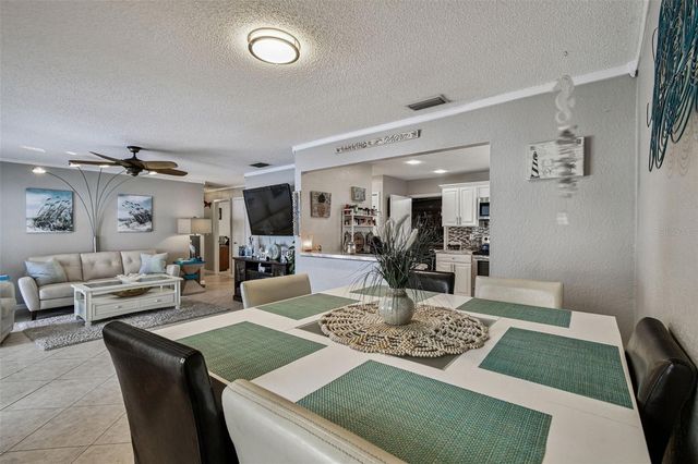 10038 82ND LANE, Seminole, FL 33777