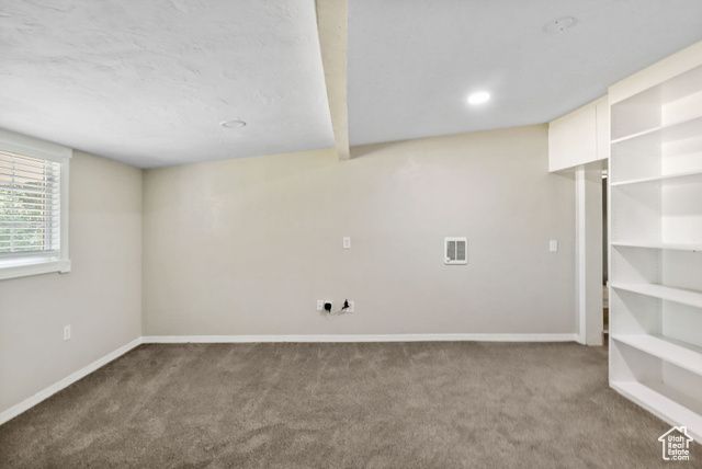 6033 S 2100 W, Roy, UT 84067
