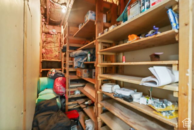6033 S 2100 W, Roy, UT 84067