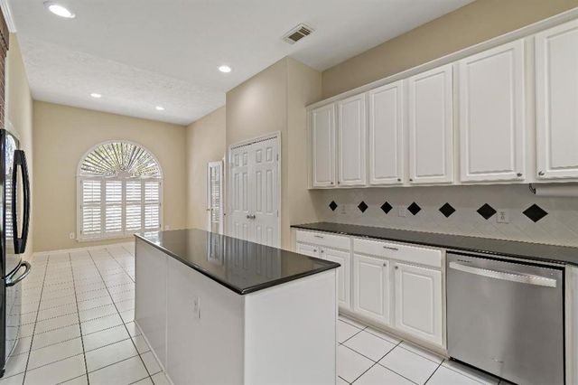 2538 Silent Shore Court, Richmond, TX 77406