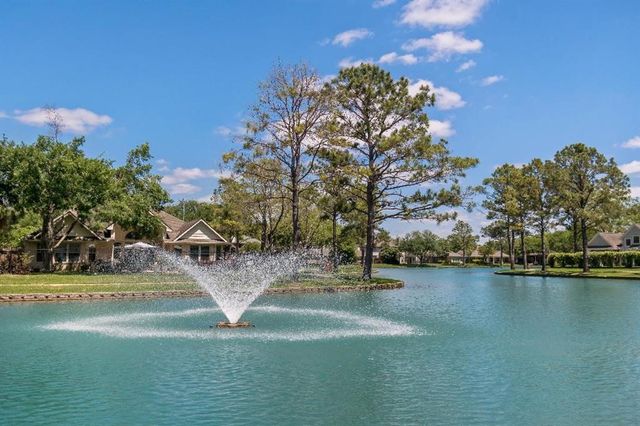 2538 Silent Shore Court, Richmond, TX 77406