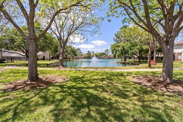 2538 Silent Shore Court, Richmond, TX 77406