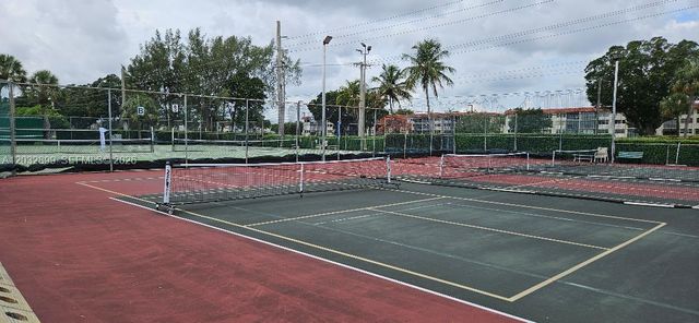 9823 S Hollybrook Lake Drive 310, Pembroke Pines, FL 33025