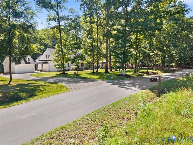 3669 Old River Trl, Powhatan, VA 23139