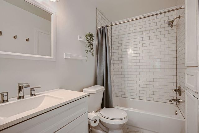 2007 Pipers Field DR A, Austin, TX 78758