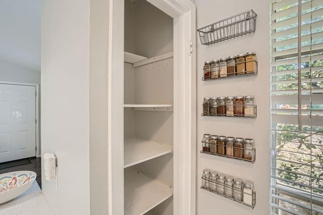 2007 Pipers Field DR A, Austin, TX 78758