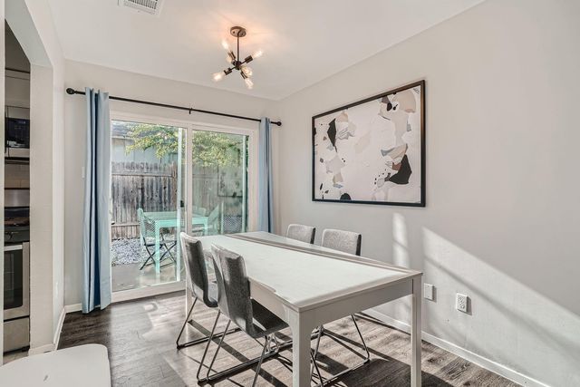2007 Pipers Field DR A, Austin, TX 78758