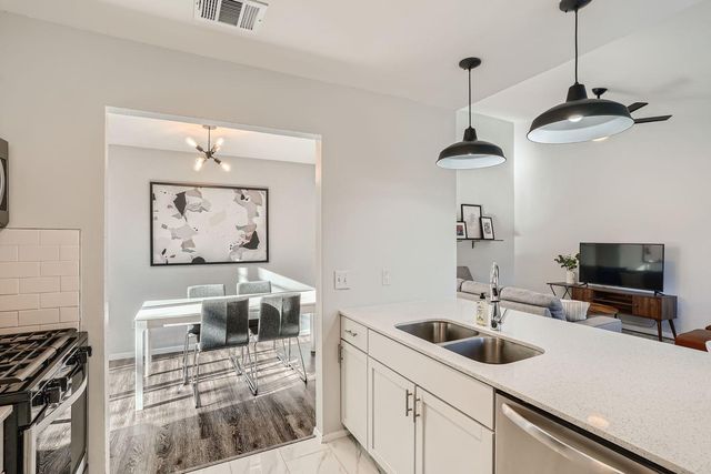 2007 Pipers Field DR A, Austin, TX 78758