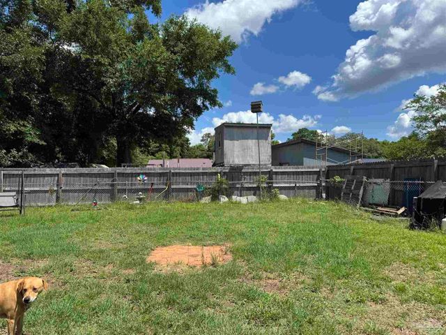 6535 Kennington Cir, Milton, FL 32570