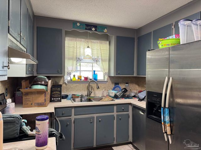 6535 Kennington Cir, Milton, FL 32570