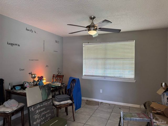 6535 Kennington Cir, Milton, FL 32570