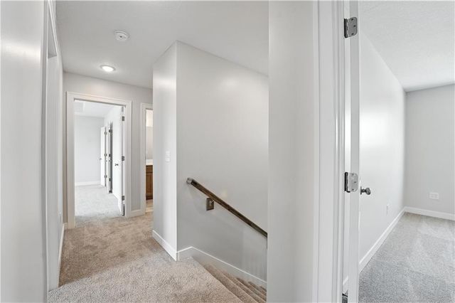 1929 SW Hightown Drive, Lee's Summit, MO 64082