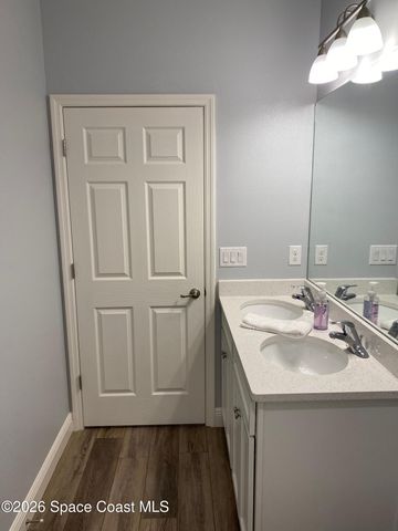 8231 Laguna Circle, Micco, FL 32976